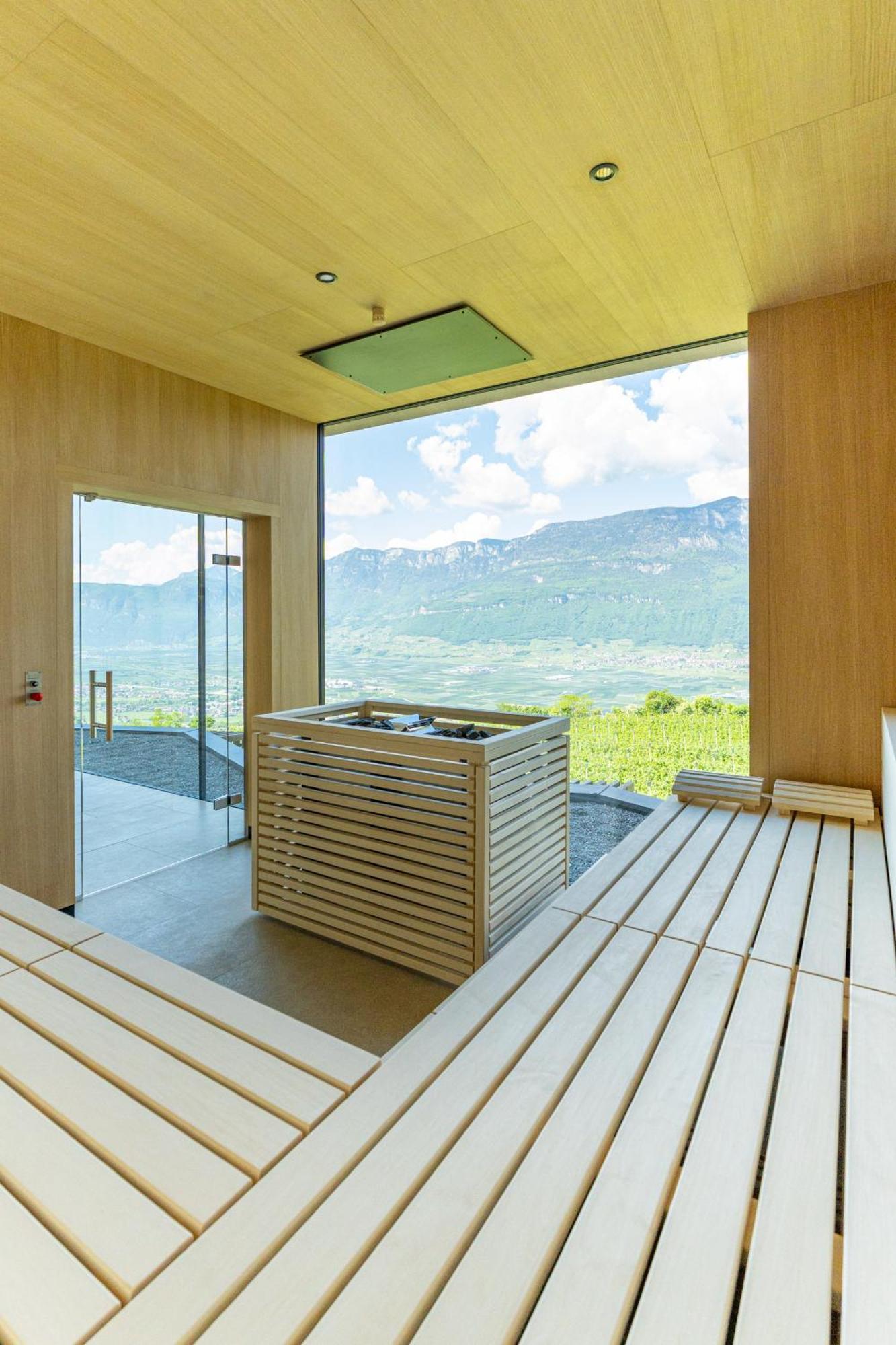 Hotel Tenz 2025 Montagna Exteriör bild